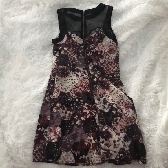 Purple dress - Picture 2 of 4